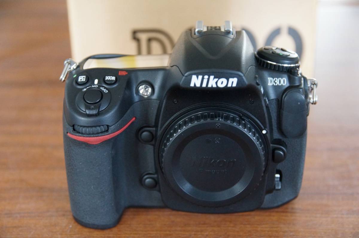 ヤフオク! - Nikon ニコン D300 デジタル一眼レフ シャッター