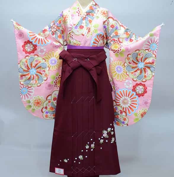 【訳あり】 ジュニア用へ直し 袴フルセット 着物 二尺袖 135cm~150cm NO36828 新品(株)安田屋 卒業式 袴変更可能 ピンク色 百花斉放 他の着物 【訳あり】 ジュニア用へ直し 袴フルセット 着物 二尺袖 135cm~150cm NO36828 新品(株)安田屋 卒業式 袴変更可能 ピンク色 百花斉放 他の着物