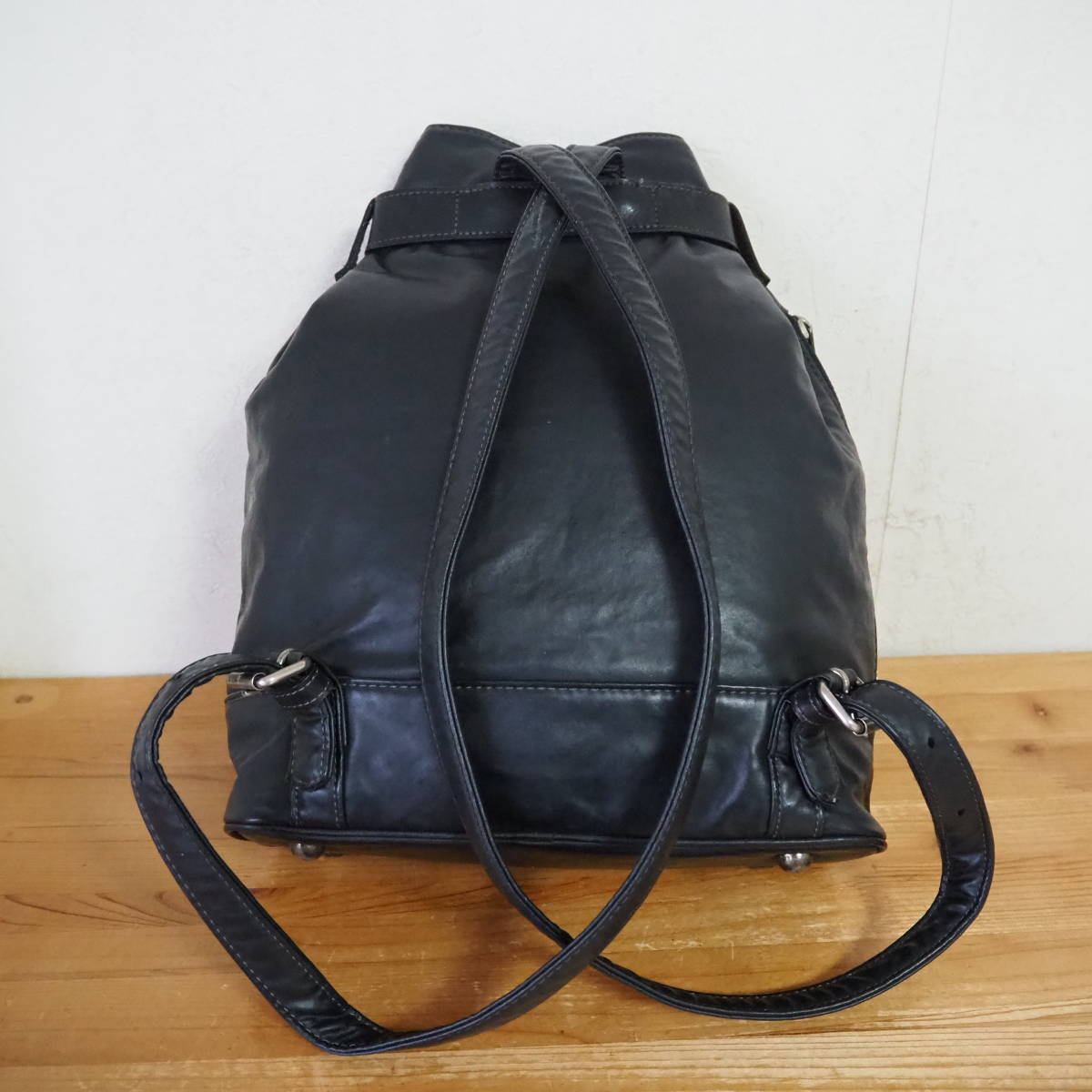 チープチープJean Paul GAULTIER レザーバックパック リュック