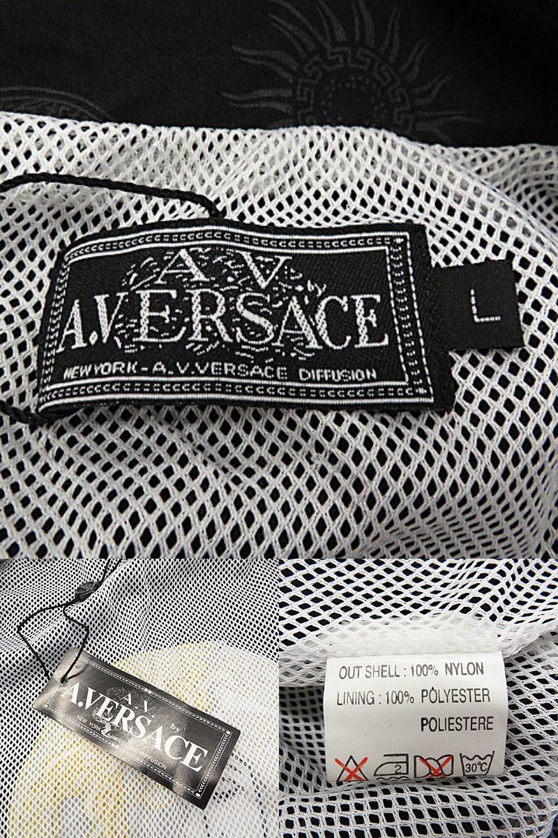 美品・即決】A.VERSACE ヴェルサーチ ロゴ 刺繍 上下 美品・即決】A.VERSACE ヴェルサーチ ロゴ 刺繍 上下