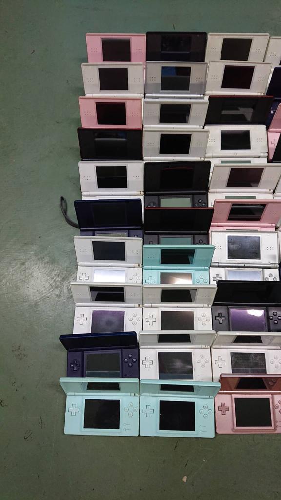海外注文 ① 任天堂 NINTENDO DS lite 50台 本体 ニンテンドー まとめ 大量 ゲーム 海外注文 ① 任天堂 NINTENDO DS lite 50台 本体 ニンテンドー まとめ 大量 ゲーム