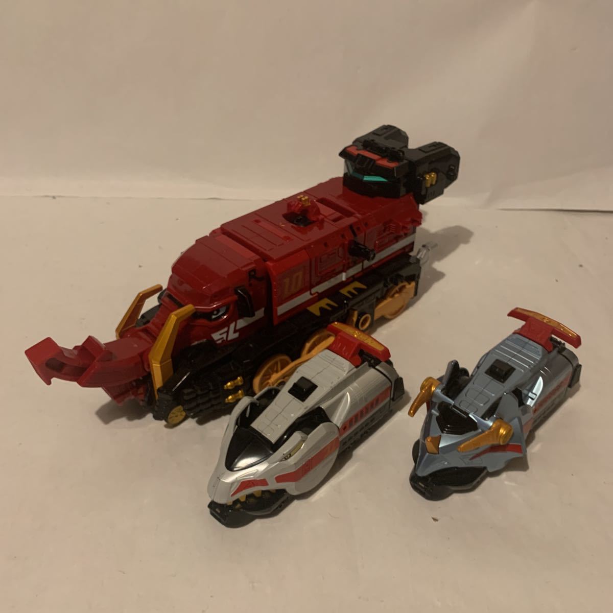 炎神戦隊ゴーオンジャー DXエンジンオー ロボ まとめ売り G12 炎神戦隊ゴーオンジャー DXエンジンオー ロボ まとめ売り G12