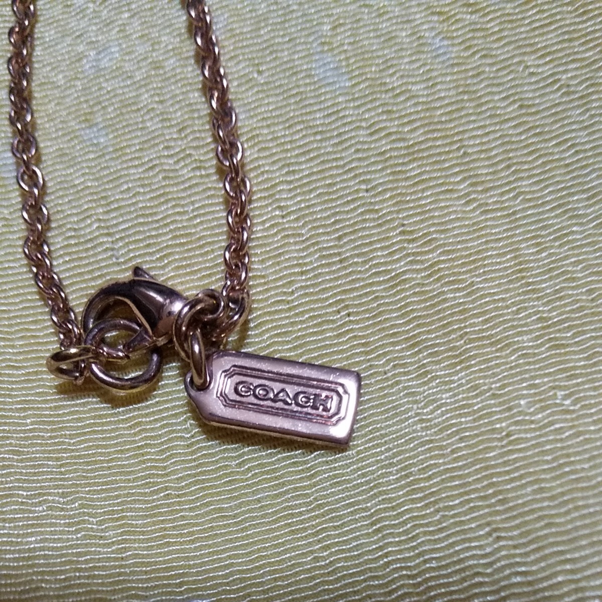 COACH ネックレス シグネチャーハート 透かし ブランド ネックレス ゴールド コーチ 金色 アクセサリー ペンダント 卒業式