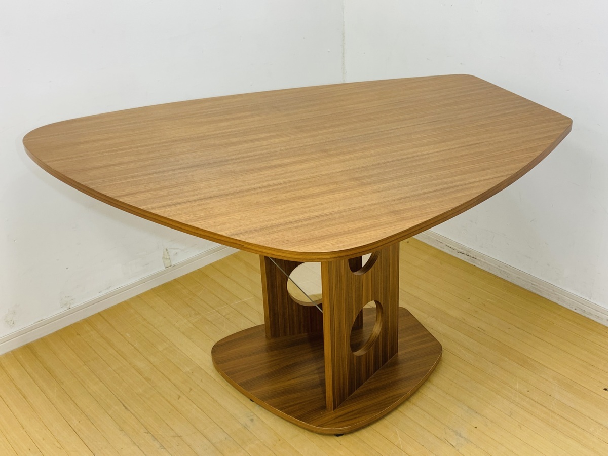 モデルルーム展示品】 ACTUS TECTA M21-2 DINING TABLE アクタス