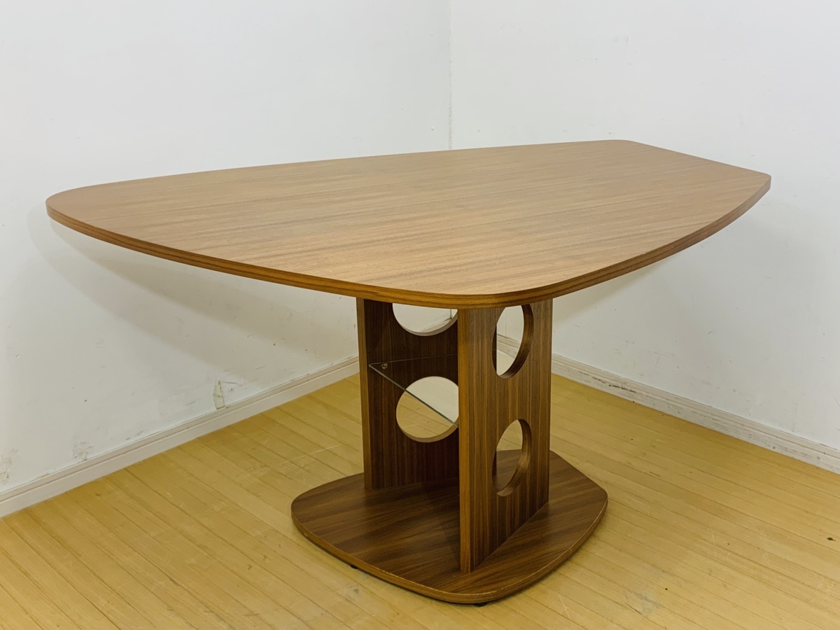 モデルルーム展示品】 TECTA/テクタ DINING TABLE/ダイニングテーブル