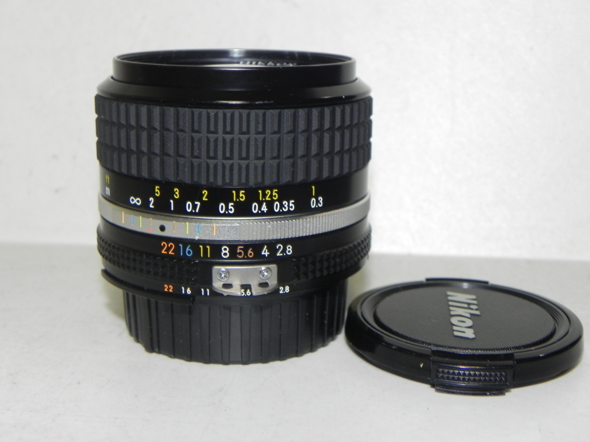 沸騰ブラドン Nikon Ai-s Nikkor 24mm f/2.8 レンズ(中古品) ニコン