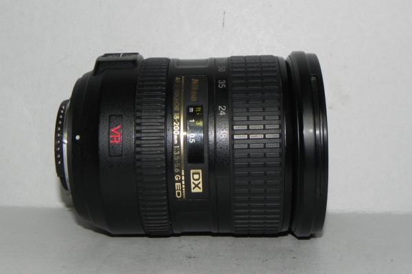 *中古品　Nikon AF-S DX VR ED18-200/3.5-5.6 G (IF)レンズ*