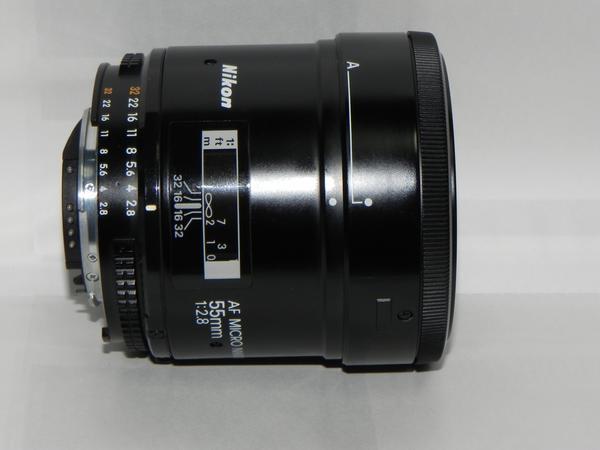 100%安い Nikon AF MICRO NIKKOR 55mm/f 2.8 レンス゛(中古品) ニコン