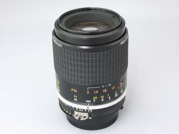 注目のブランド **中古良品　Nikon Ai-s レンズ* 2.8 105mm/f Macro ニコン