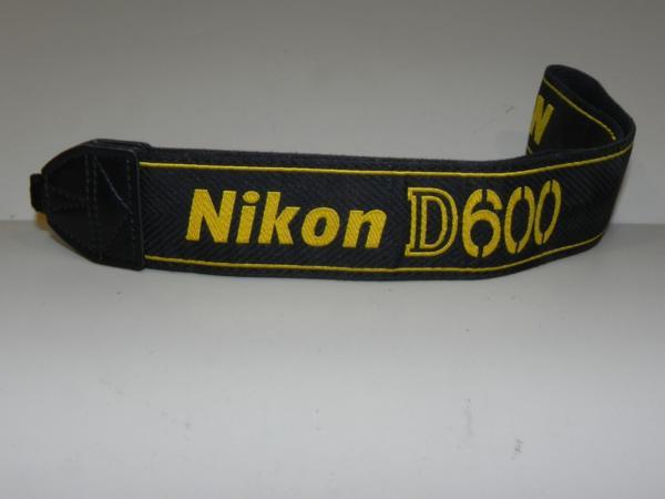 Nikon D600ストラップ (中古良品)_画像1