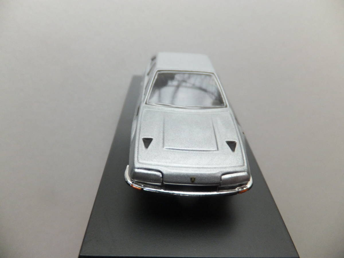 京商　ランボルギーニ・ミニカーコレクション２　Lamborghini　Jarama　シルバー　1/64_画像4