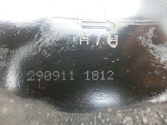 ボルボ V60 右 ロア アーム 平成23年 フロント　ｙ11　DBA-FB4164T　中古　 　ii_画像7