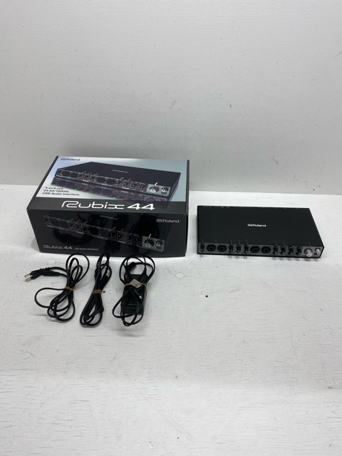 156 D 現状品 楽器 Roland Rubix44 USBオーディオインターフェイス