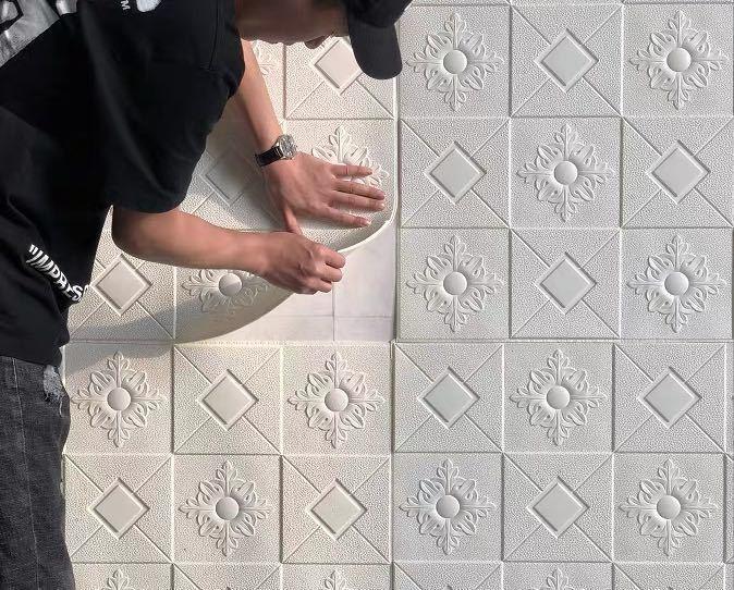 国産】 新品 3D立体壁に防水防湿防カビ壁紙を貼り70cm×70cm *30枚 