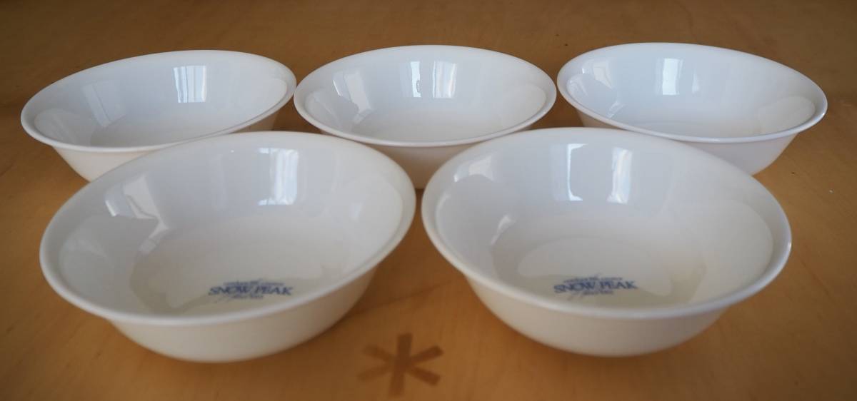 SnowPeak/スノーピーク　CＯRELLE(コレール) サラダボール皿　（3枚：ロゴ、2枚：ロゴのロゴ違い　合計5枚セット）_画像3