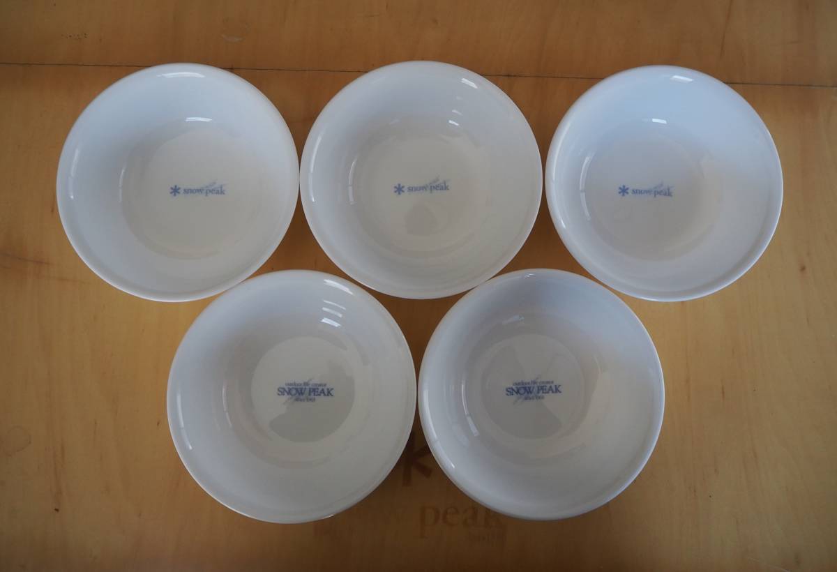 SnowPeak/スノーピーク　CＯRELLE(コレール) サラダボール皿　（3枚：ロゴ、2枚：ロゴのロゴ違い　合計5枚セット）_画像1