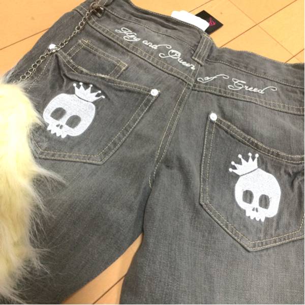  новый товар * цепь с мехом череп вышивка * Denim джинсы *140 Skull 