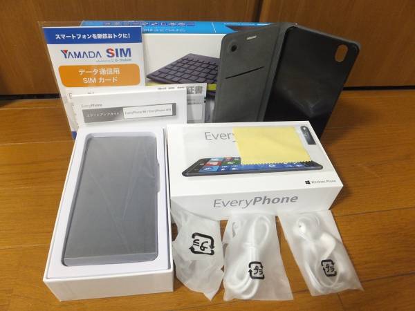 中古品即決 YAMADA Windows 10 Mobile搭載 EveryPhone ブラック_画像1