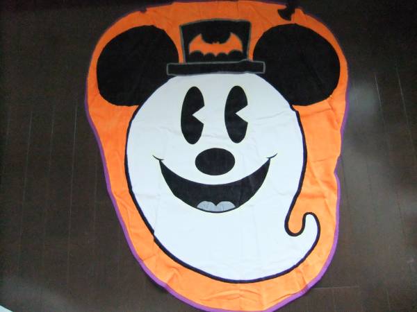 TDR Disney Halloween Mickey привидение призрак манто полотенце светится 