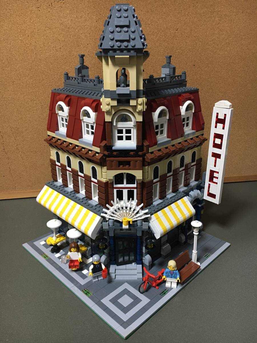 最低価格 凸[Ｕ] LEGO レゴ 10182 Cafe Corner カフェ・コーナー 