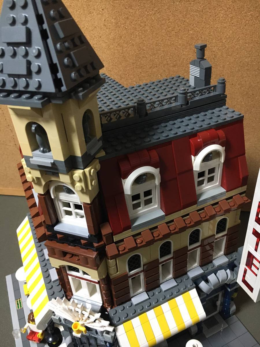 最低価格 凸[Ｕ] LEGO レゴ 10182 Cafe Corner カフェ・コーナー 