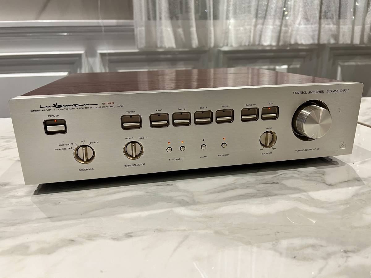 LUXMAN C-06α コントロールアンプ(マニュアル付属) LUXMAN C-06α コントロールアンプ(マニュアル付属)