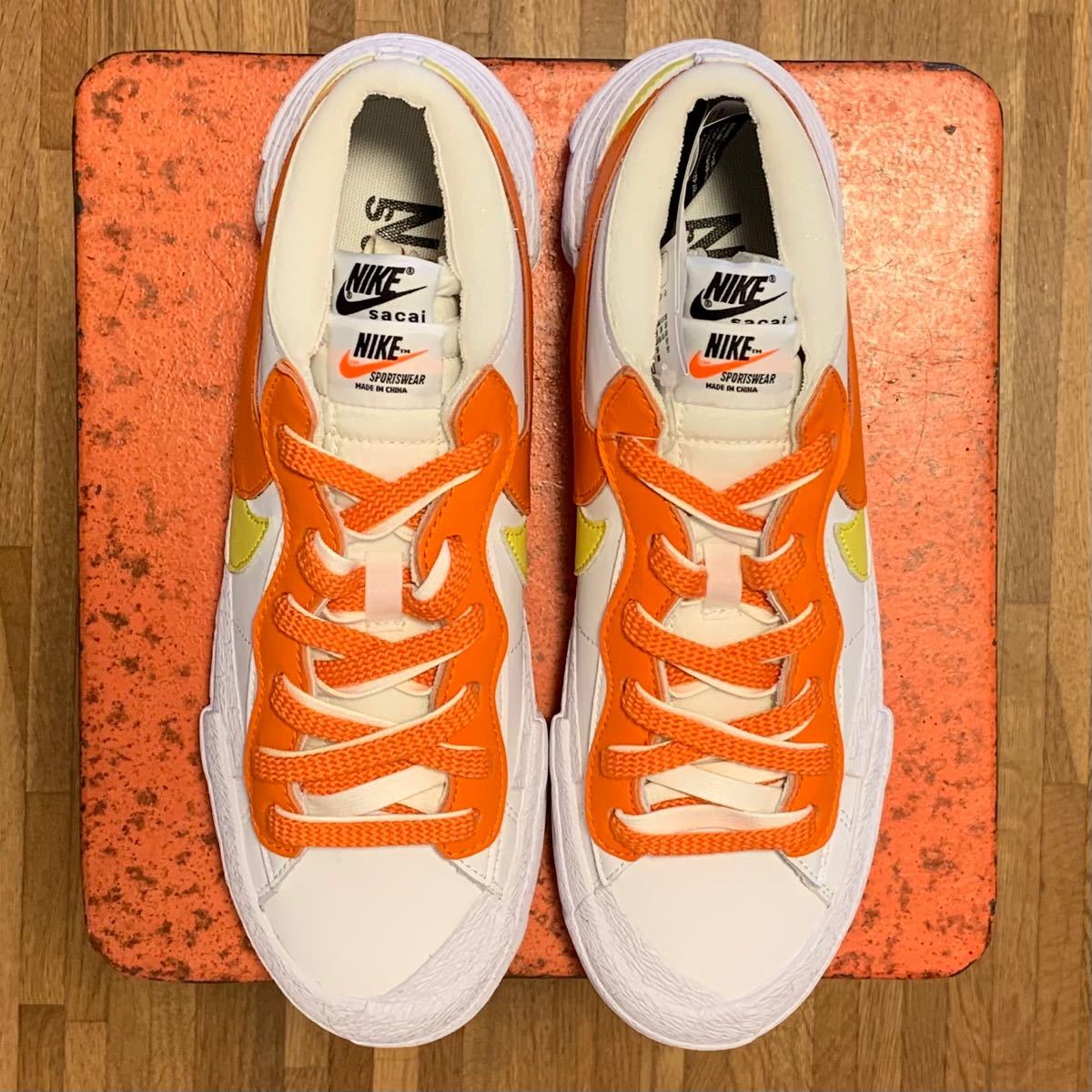 SACAI × NIKE BLAZER LOW マグマオレンジ 26.5cm | alfasaac.com