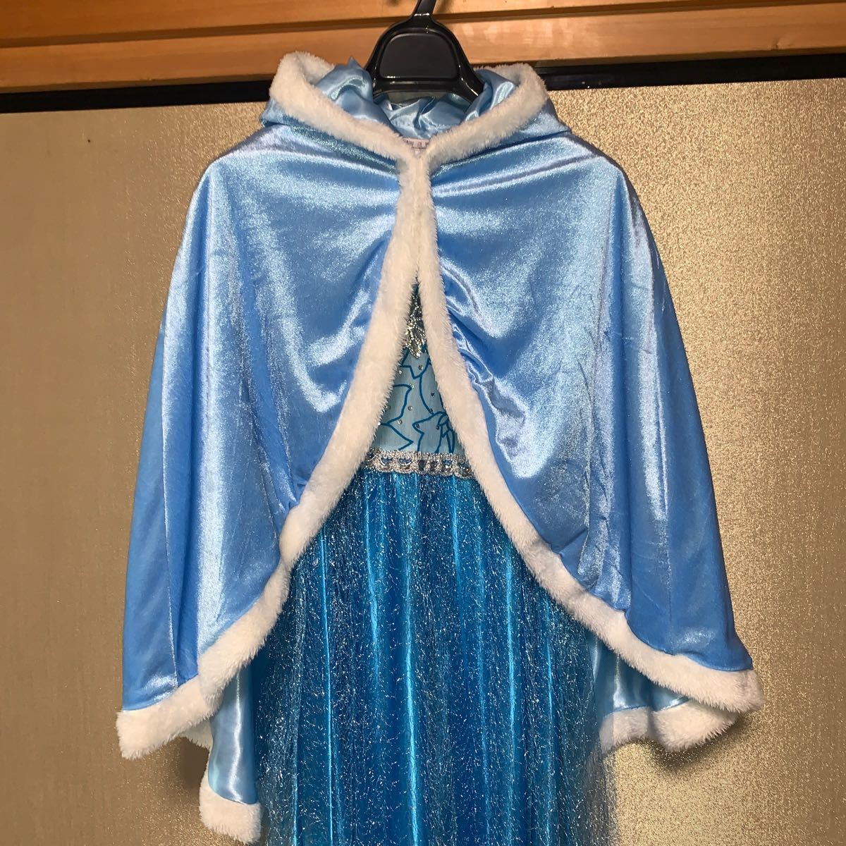 ディズニー　アナと雪の女王 エルサのドレス150 ティアラ付き