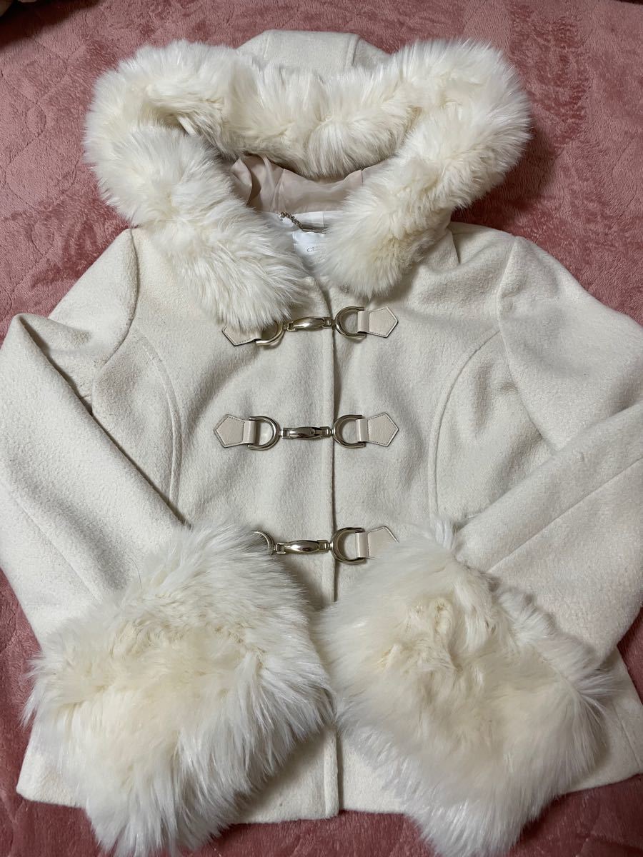 CECIL McBEE セシルマクビー ショート丈ファー付きダッフル CECIL McBEE セシルマクビー ショート丈ファー付きダッフル