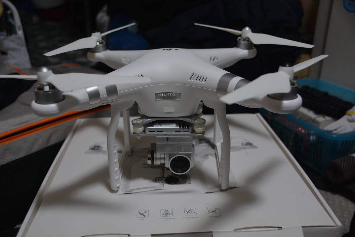 ドローン DJI Phantom3 Advance 美品