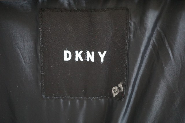 ☆DKNY ウールジャケットの画像2