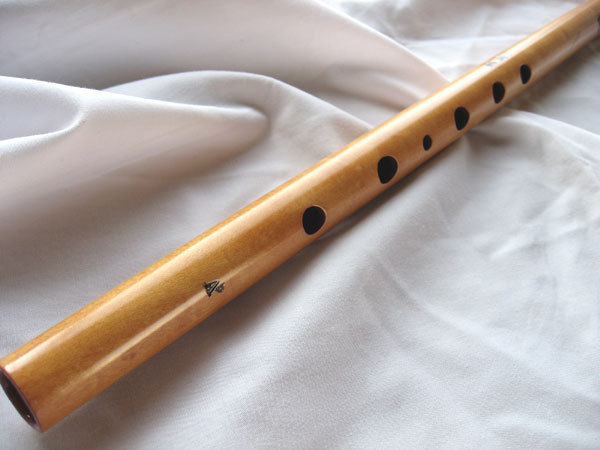  shinobue (.. pipe ) transverse flute . butterfly maple 6 hole 4ps.@ condition (A♭ style )doremi style ( western-style music style / style law pipe )