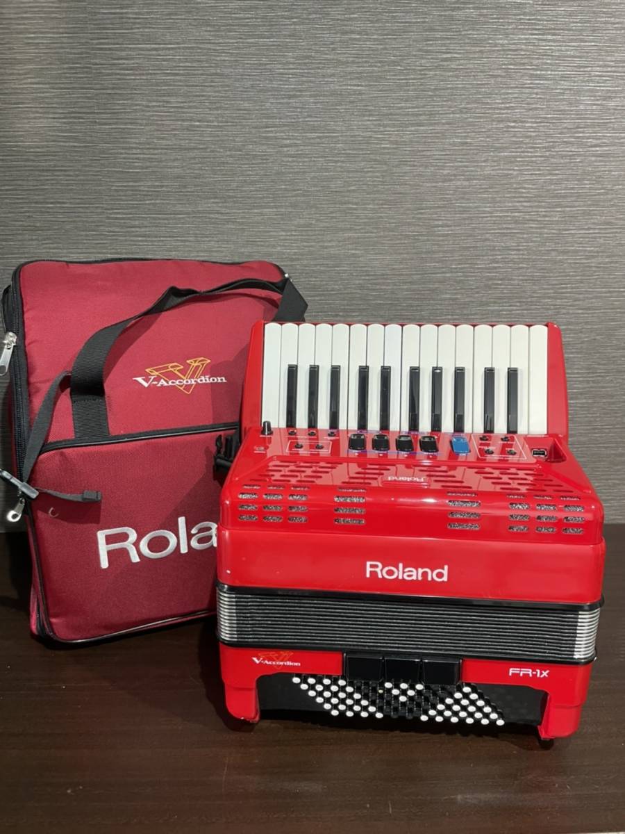 ROLAND FR-1Xb RD V-Accordion ボタン鍵盤タイプ Vアコーディオン 鍵盤楽器 ケース付き ローランド 美品 