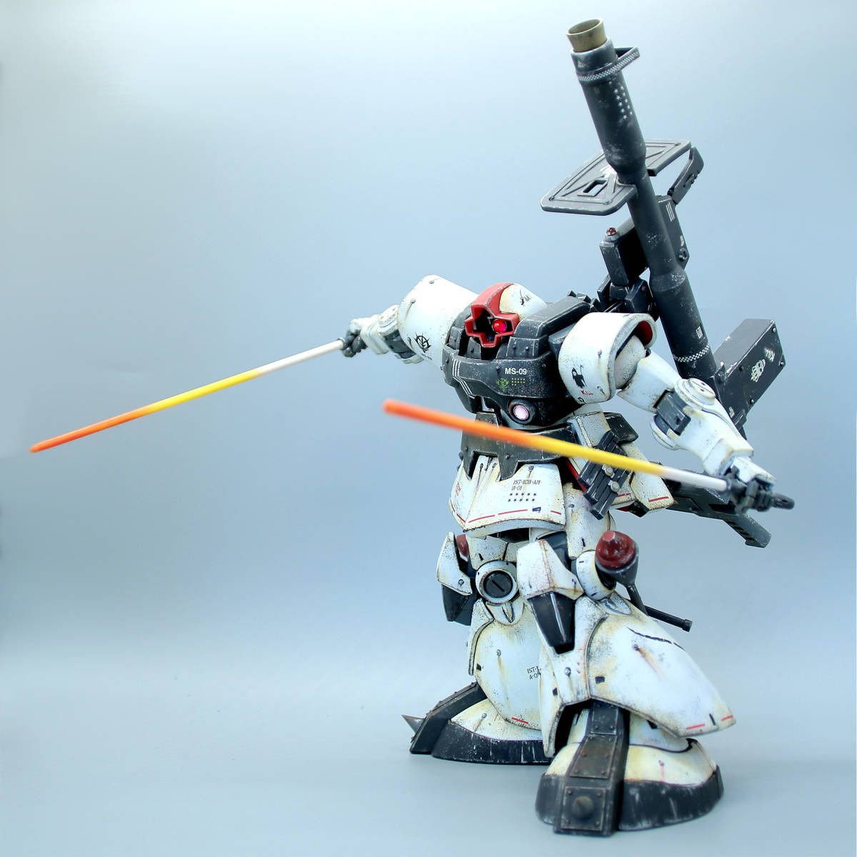 1/100Scale MG ドム アップグレード版 ホワイトオーガー 1/100Scale MG ドム アップグレード版 ホワイトオーガー