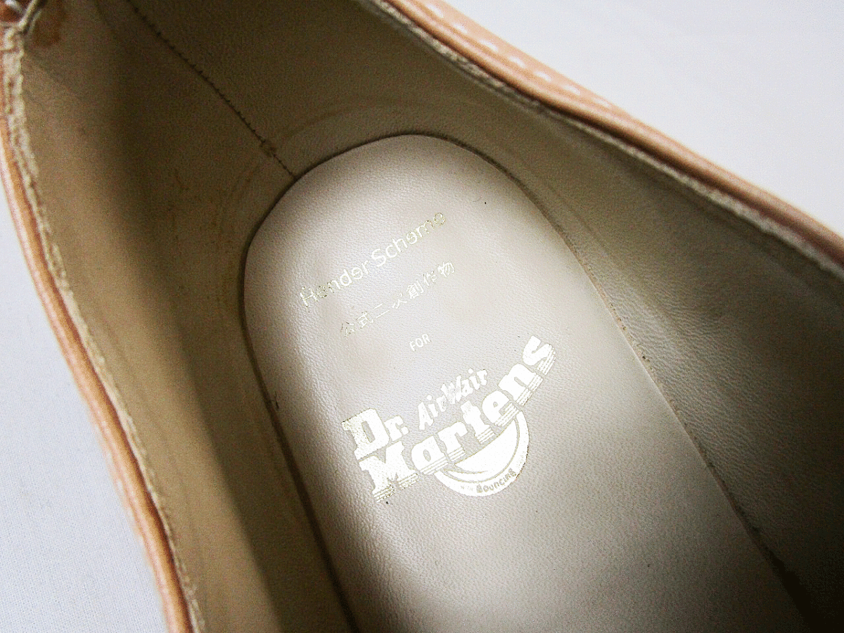 D) Hender Scheme Dr.martens エンダースキーマ ドクターマーチン mip