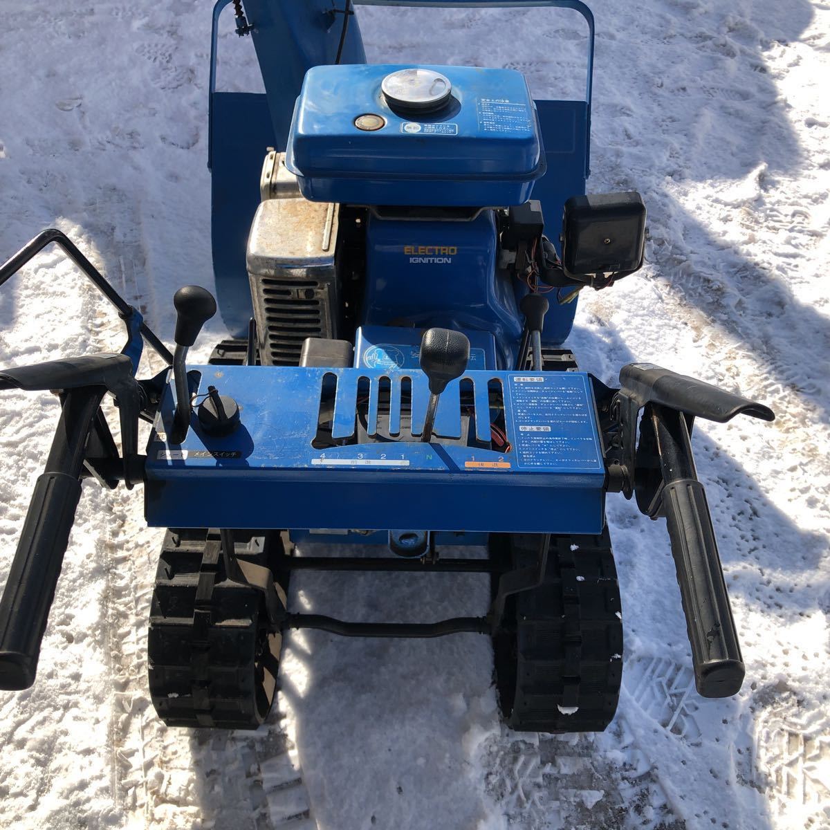 青森市発 引き取り限定 YAMAHA ヤマハ 除雪機 YT875 セル付き 青森市発 引き取り限定 YAMAHA ヤマハ 除雪機 YT875 セル付き