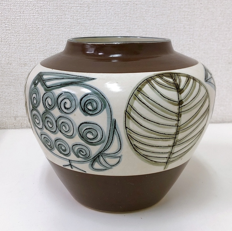 Yahoo!オークション - 【~陶泉作 花瓶~】花器/壷/陶器/鳥/葉 Yahoo!オークション - 【~陶泉作 花瓶~】花器/壷/陶器/鳥/葉