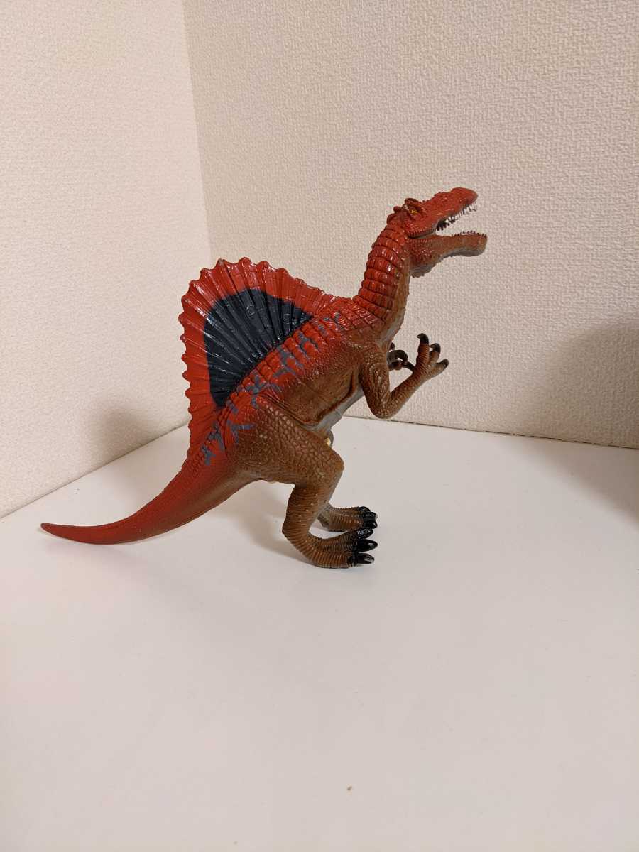 恐竜　スピノサウルスフィギュア_画像2