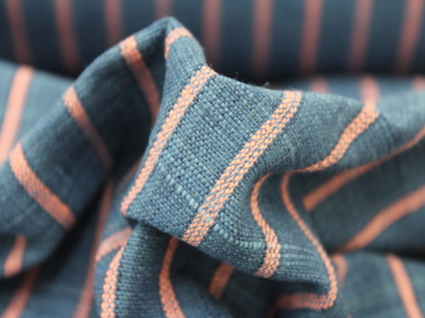 楽布特選　91192wdｔy 手織り藍染め「泰木綿」新品反物_画像5