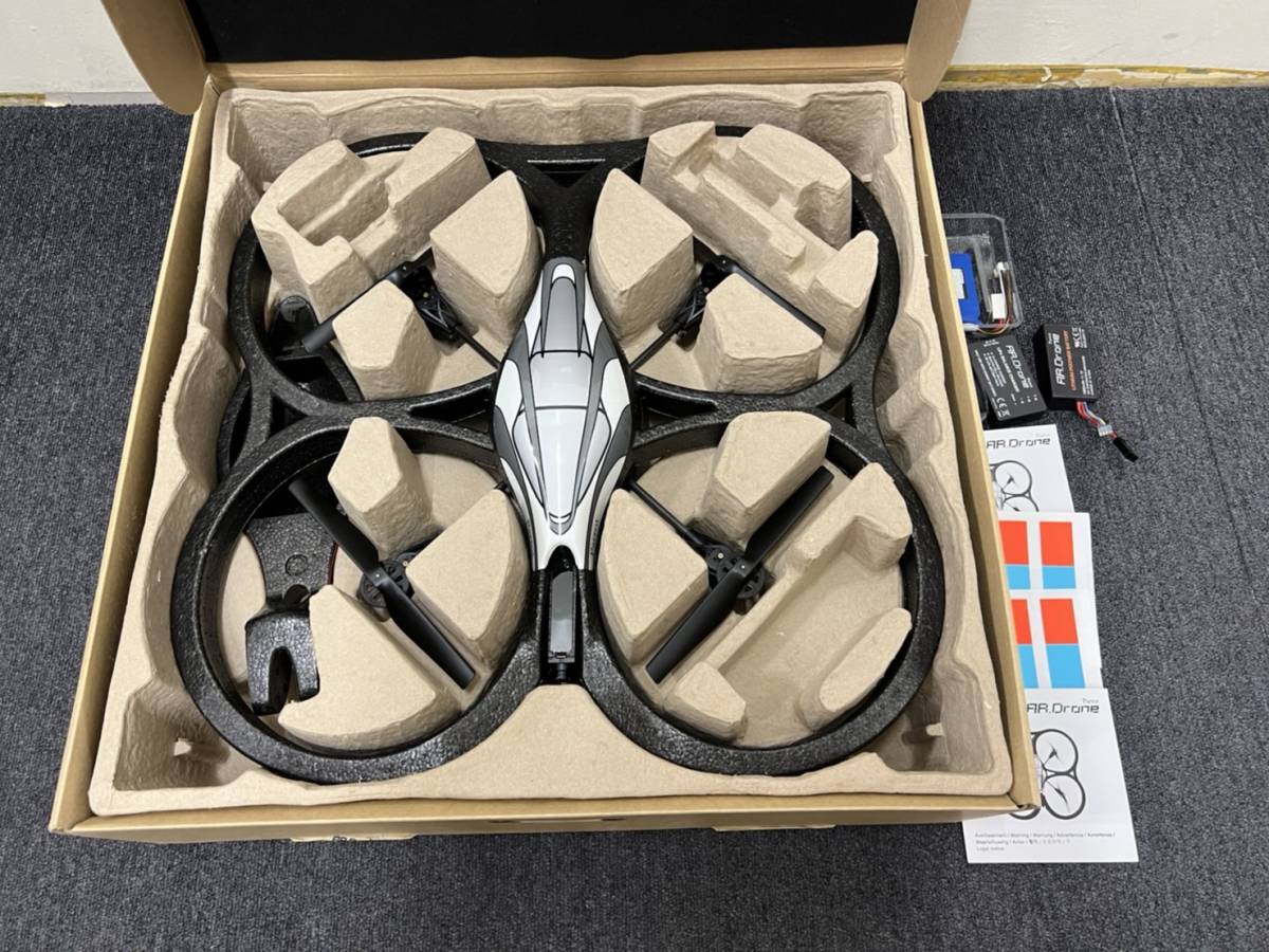 C7325 1円～ 保管品 Parrot AR Drone パロット ドローン おもちゃ 現状品