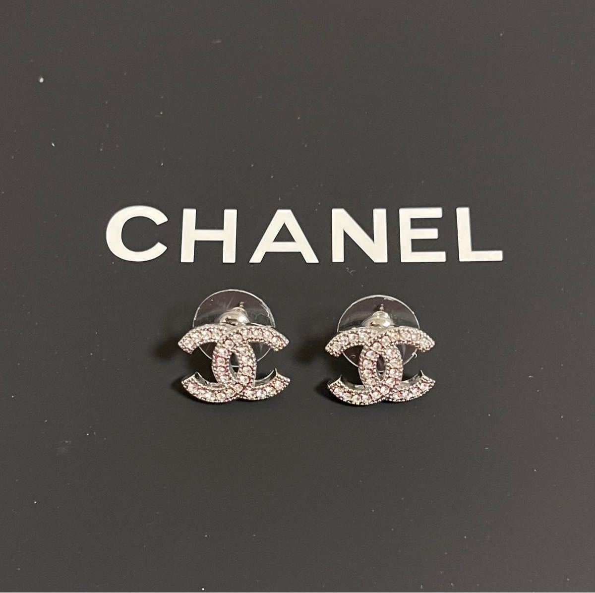おすすめ ☆CHANEL☆ 《正規品》ピアス ココマーク ブラックストーン