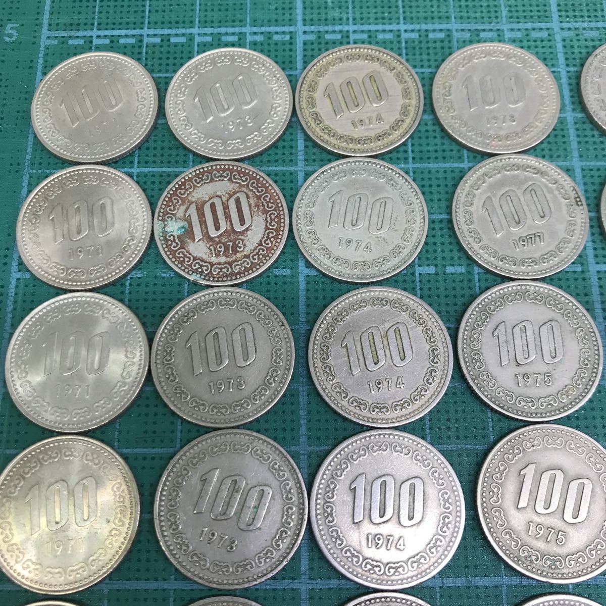 今年も話題の 韓国 旧100ウォン 8枚セット 旧貨幣 硬貨 コイン aob.adv.br