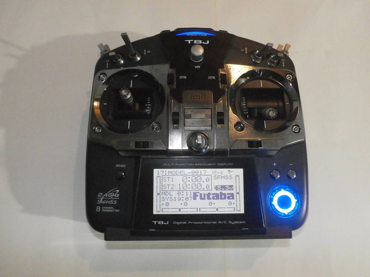 フタバ・プロポ FUTABA T8J 送信機（2.4ＧＨｚ） 美品 動作確認済 