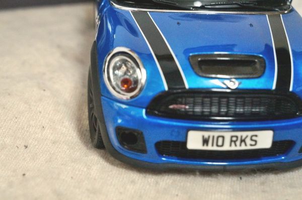 京商 ミニクーパーS JOHN COOPER WORKS 1/18 ミニカー ブルー 京商 ミニクーパーS JOHN COOPER WORKS 1/18 ミニカー ブルー