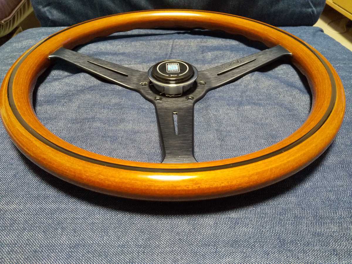 純正大阪 ツヤあり 割れなし 正規品 NARDI ナルディ クラシック Φ36.5 ウッドステアリング ブラックスポーク 当時もの 送料込み 即決 純正大阪 ツヤあり 割れなし 正規品 NARDI ナルディ クラシック Φ36.5 ウッドステアリング ブラックスポーク 当時もの 送料込み 即決