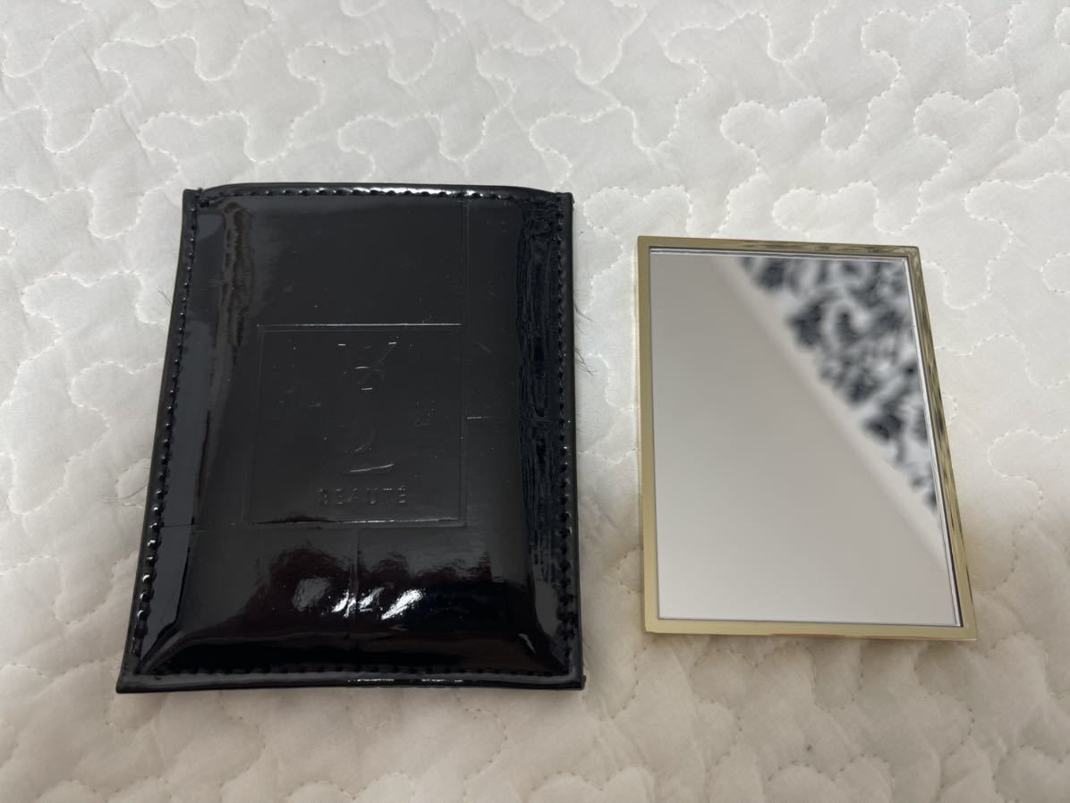 YSL イヴサンローランボーテ 鏡 ミラー ポーチ 持ち歩き用 化粧鏡 非売品 ノベルティ