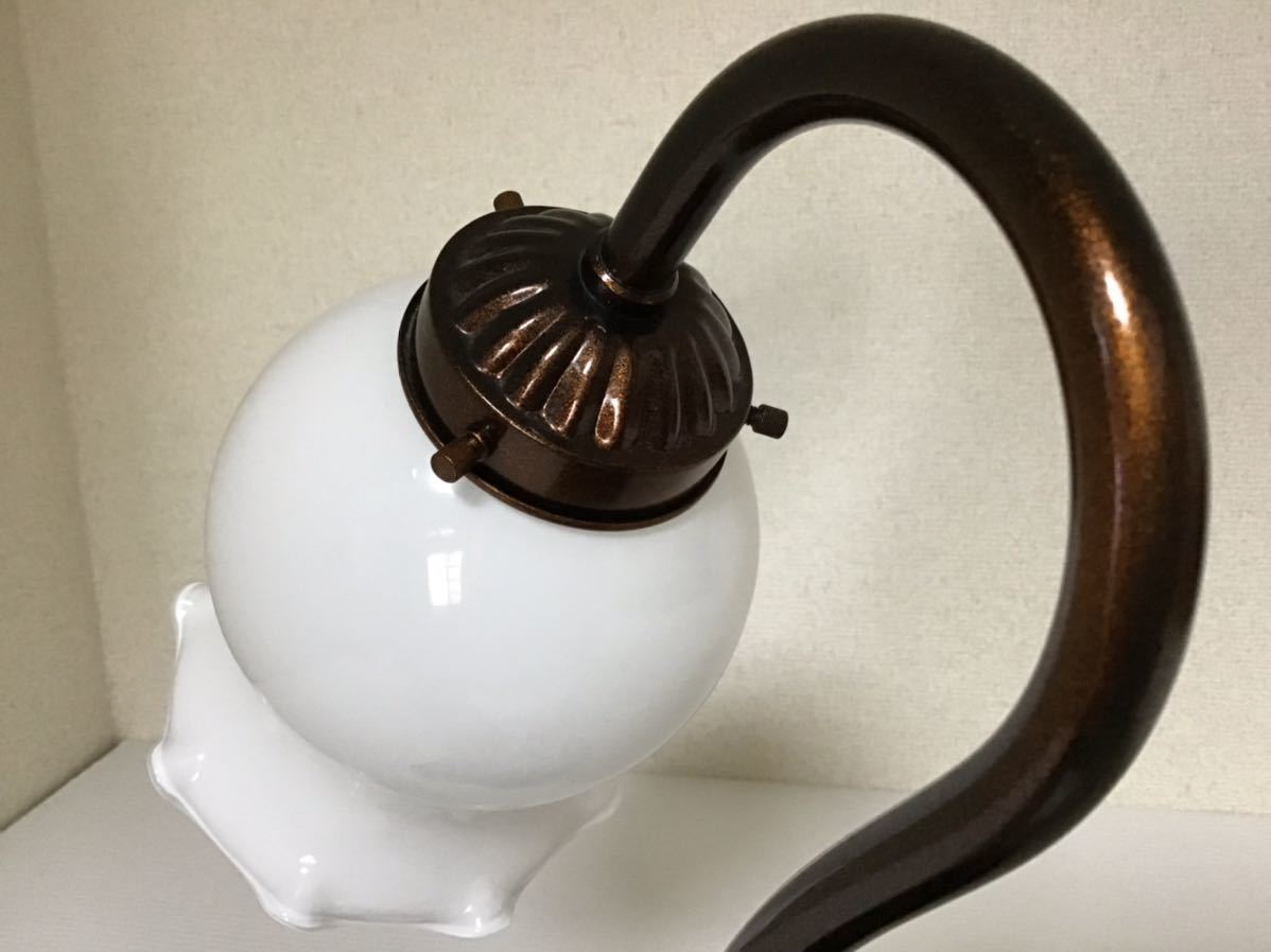 照明器具 乳白ガラス すずらん テーブルランプ 花形 ナイト 照明器具 乳白ガラス すずらん テーブルランプ 花形 ナイト