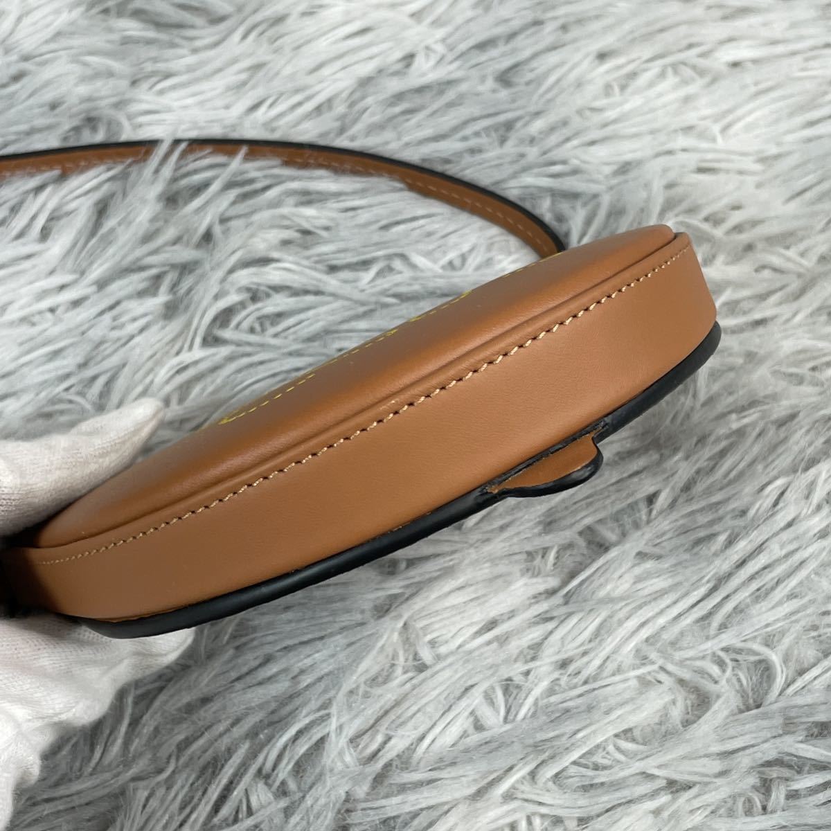 ○超美品・未使用○LOEWE ロエベ ヒールバッグ ミニポーチショルダー
