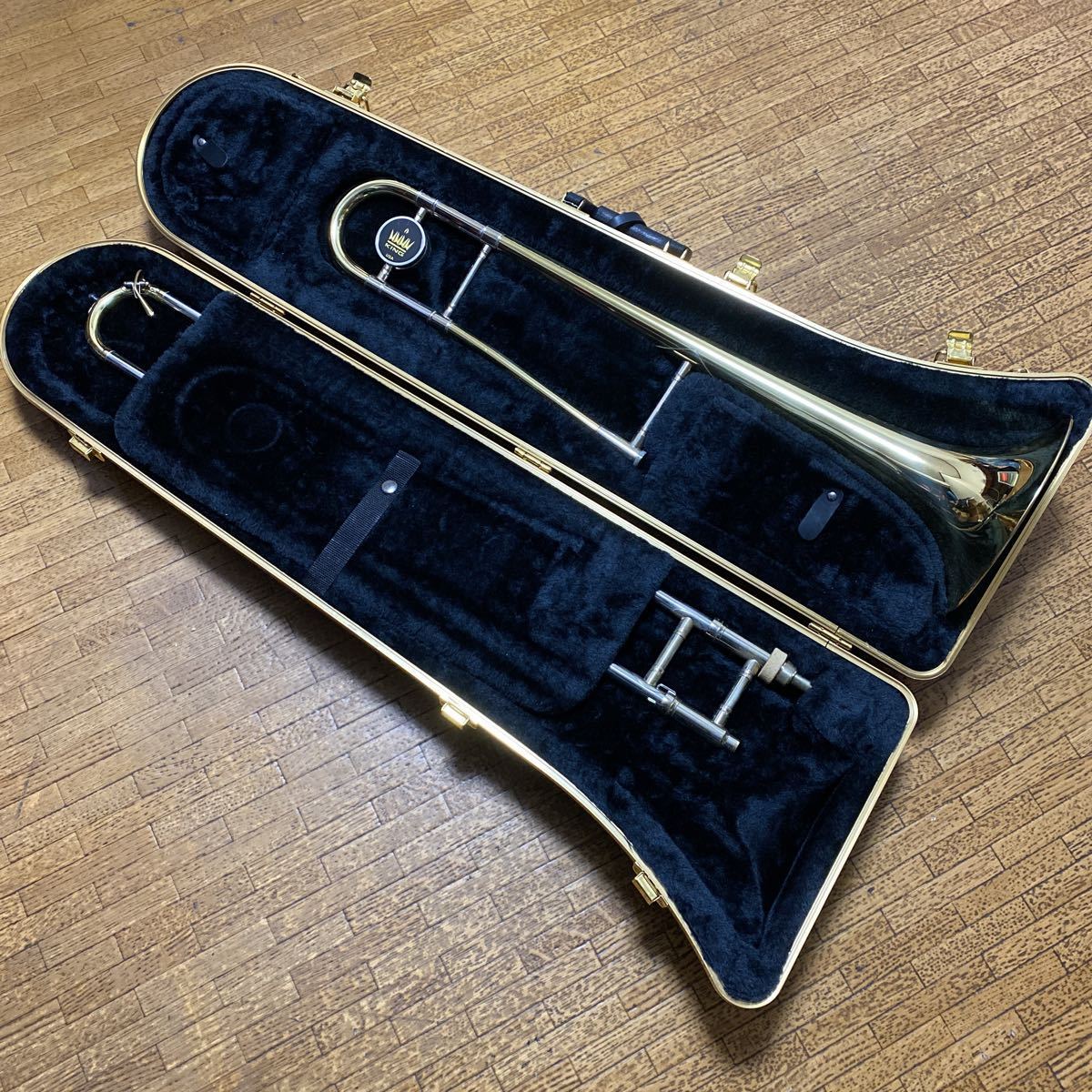 テナートロンボーン 本体 KING 606 ハードケース 付き 管楽器 トロン