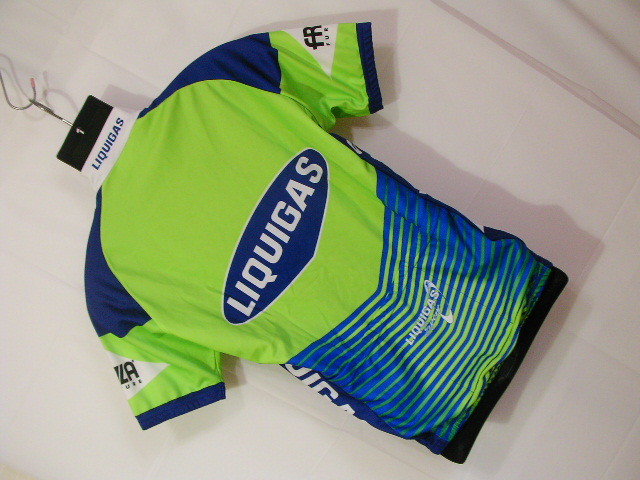 sue1783 Santini/LIQUIGAS サイクルウェア ■ 半袖Tシャツ/レッグカバー/アームカバー セット ■ グリーン×ブルー サイズL/4 スポーツ_画像4